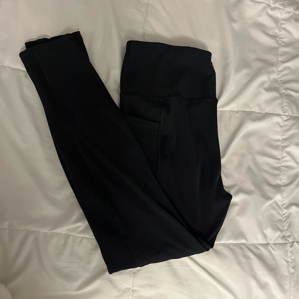 Black leggings with pockets